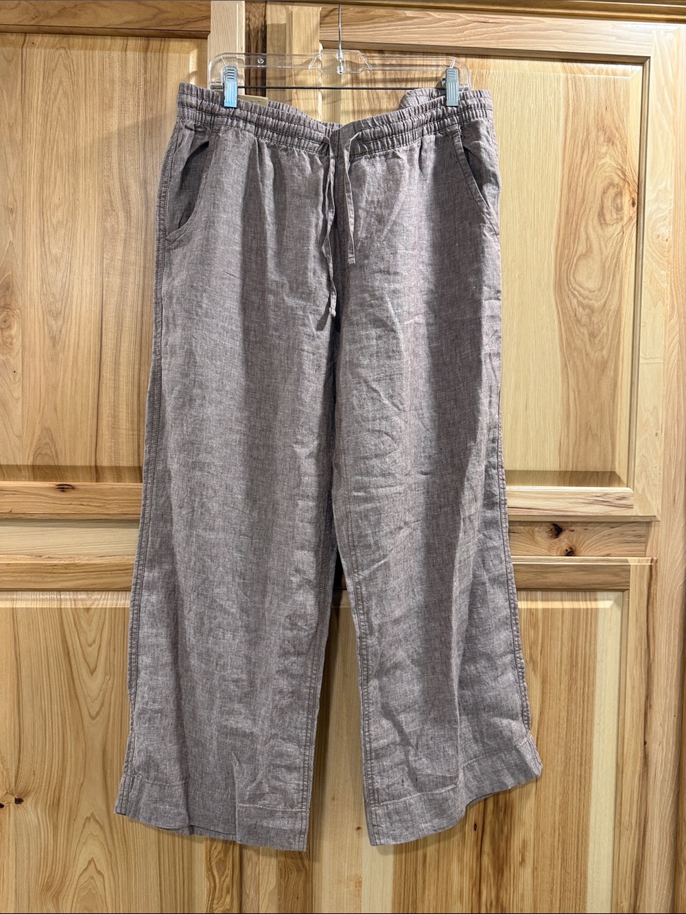 New! L.L. Bean Women’s Size 16P Premium Linen Breezy Pull On Taupe Pants